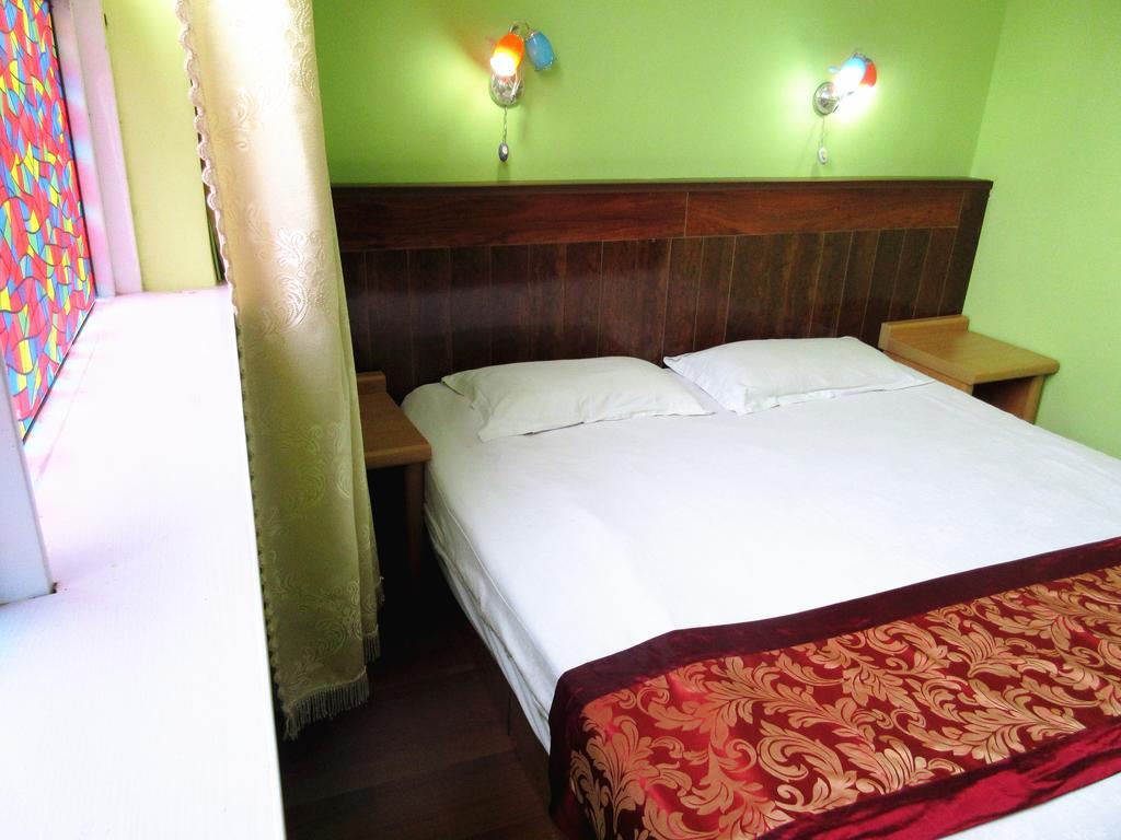 25°C Four Season Youth Hostel 青島市 エクステリア 写真