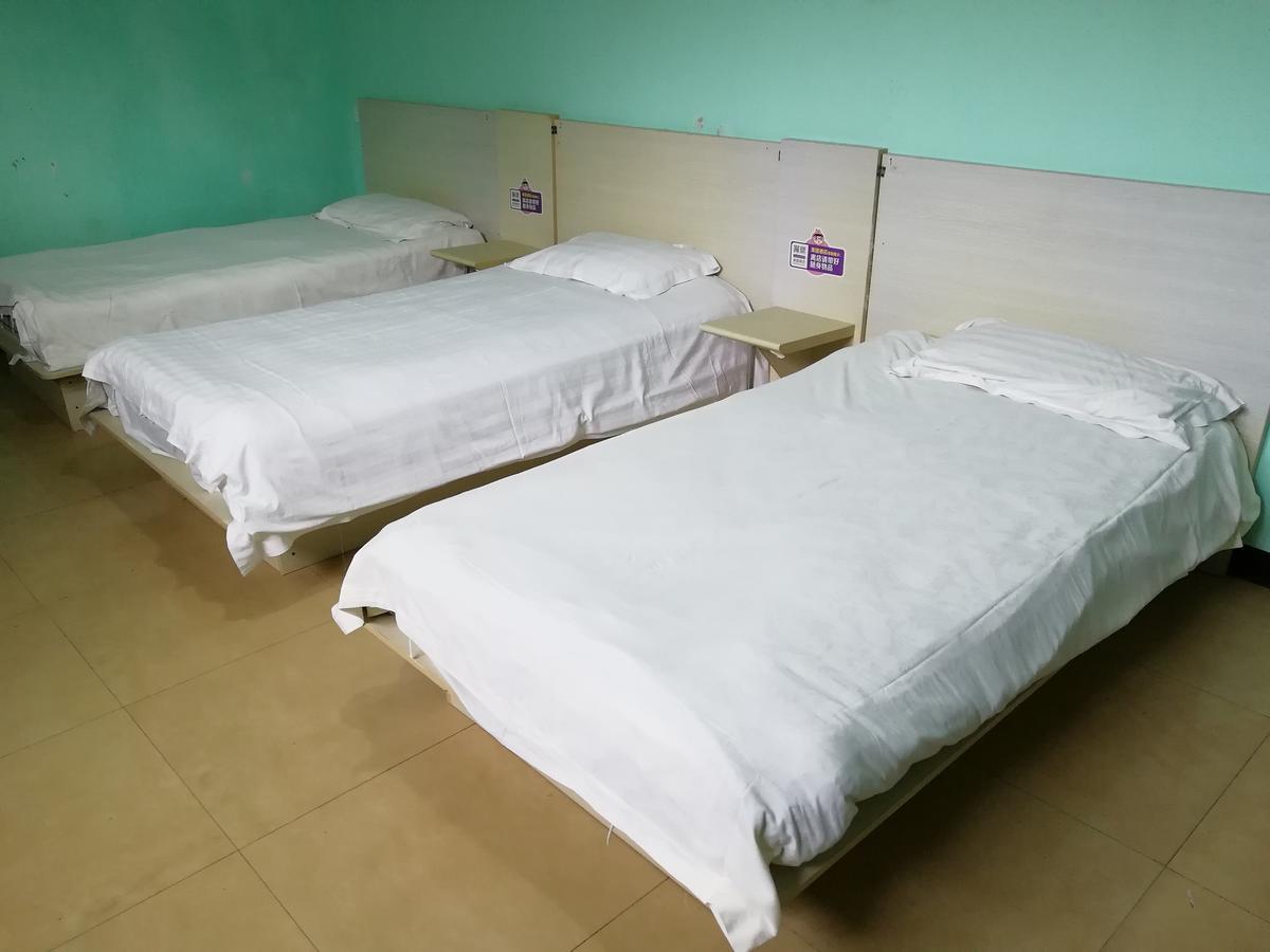 25°C Four Season Youth Hostel 青島市 エクステリア 写真